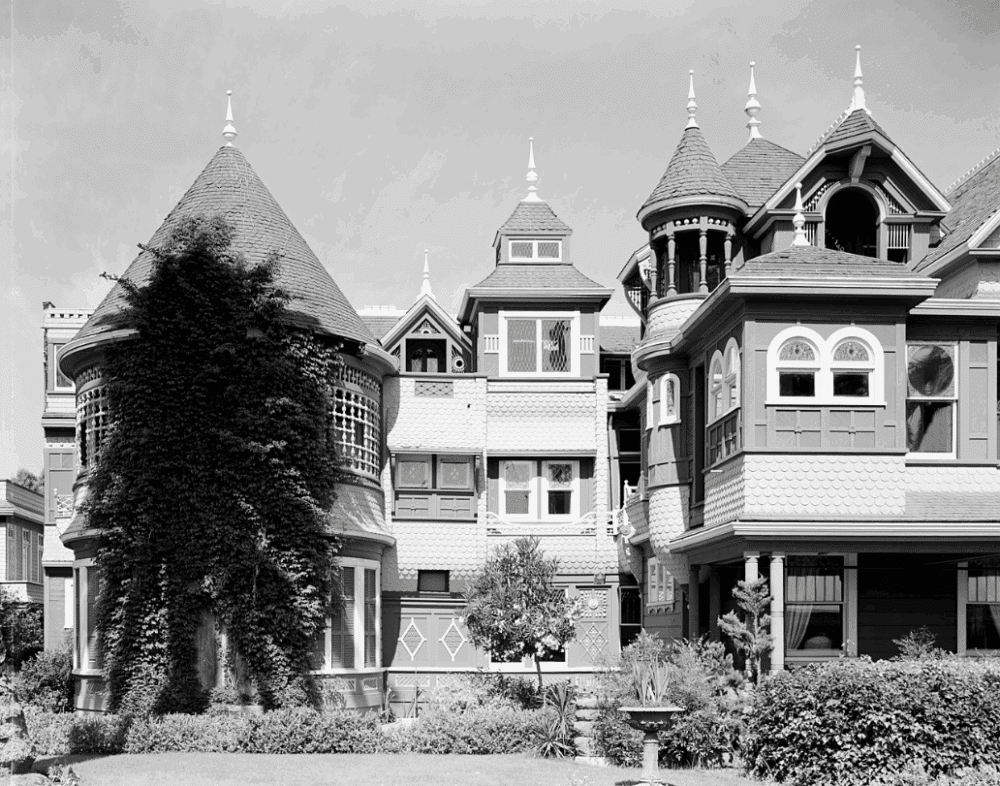 Winchester Mystery House